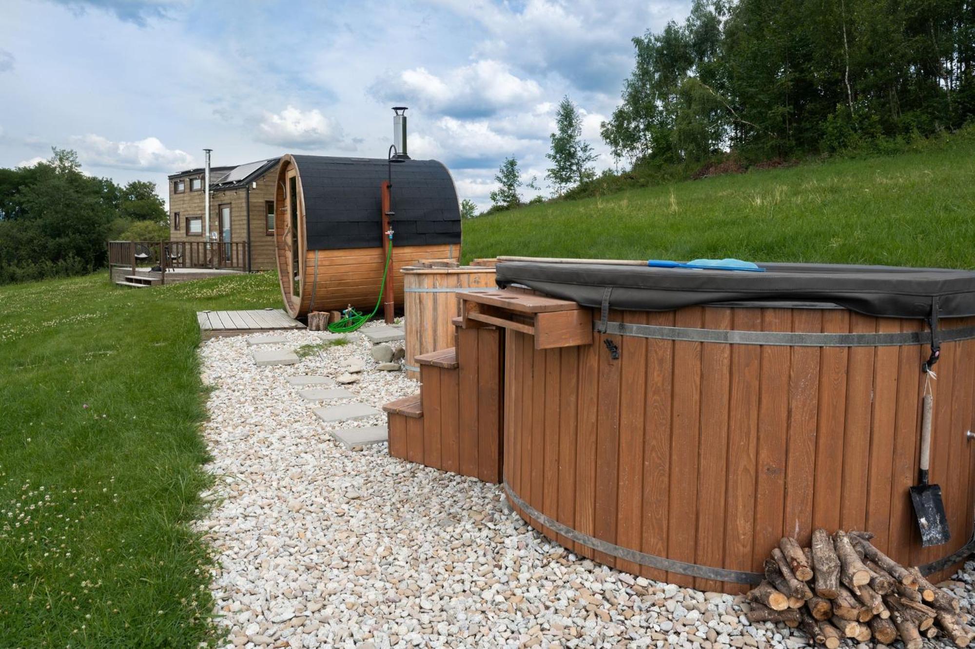 Aurora Green Hill Podobin Exterior photo